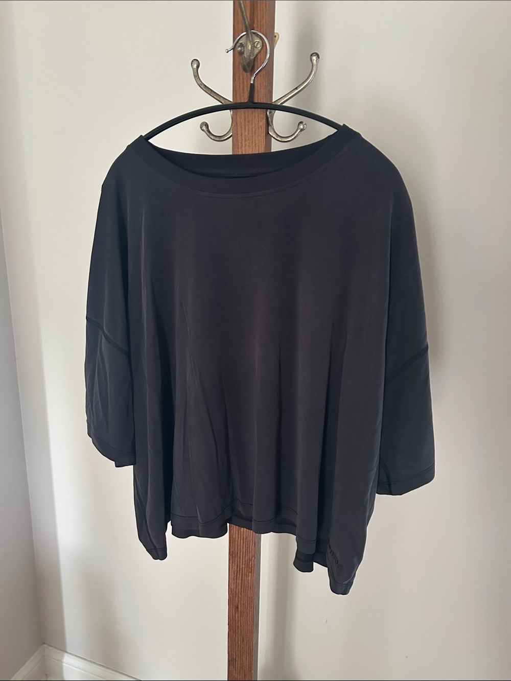 Lululemon Relaxed Dropped Shoulder Black Top
